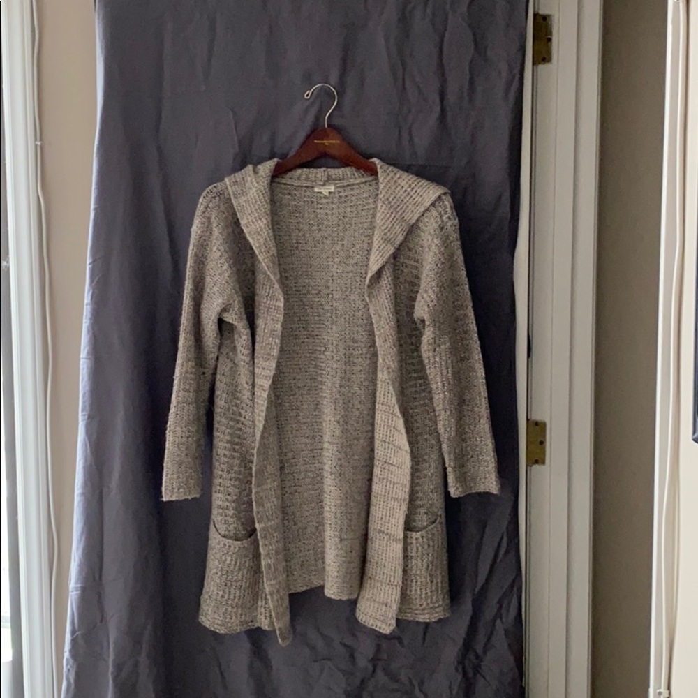 En Creme cardigan sweater with hood